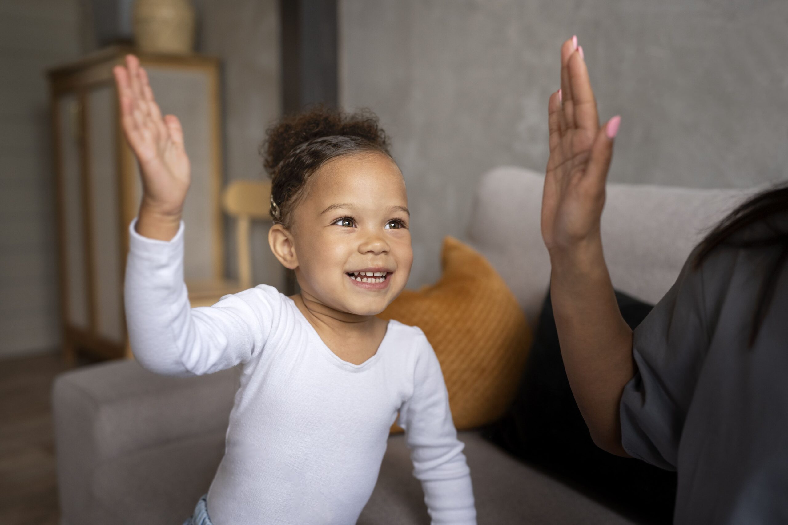 Reforço positivo no desenvolvimento infantil: guia prático